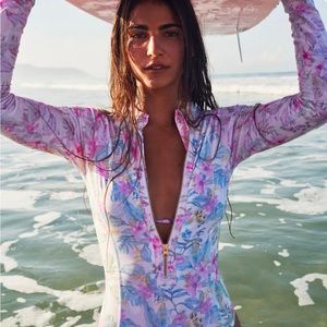 LSF X HURLEY - MAX HAWAIIAN HIBISCUS LONG SLEEVE BODYSUIT